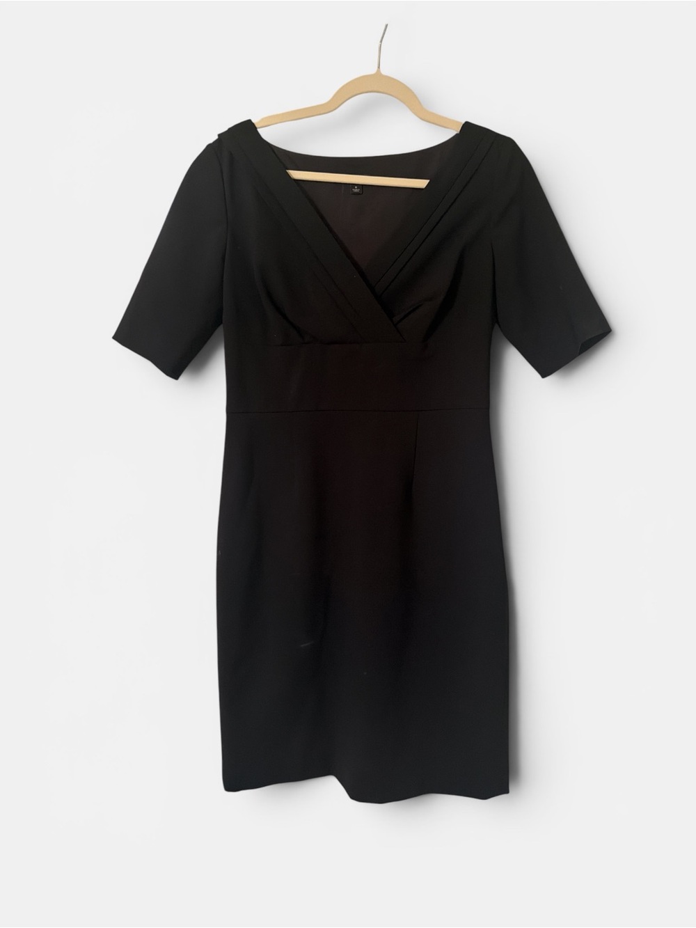 Ann Taylor Black Sheath Dress Size 6 Faux Wrap Neckline Cocktail Office Career